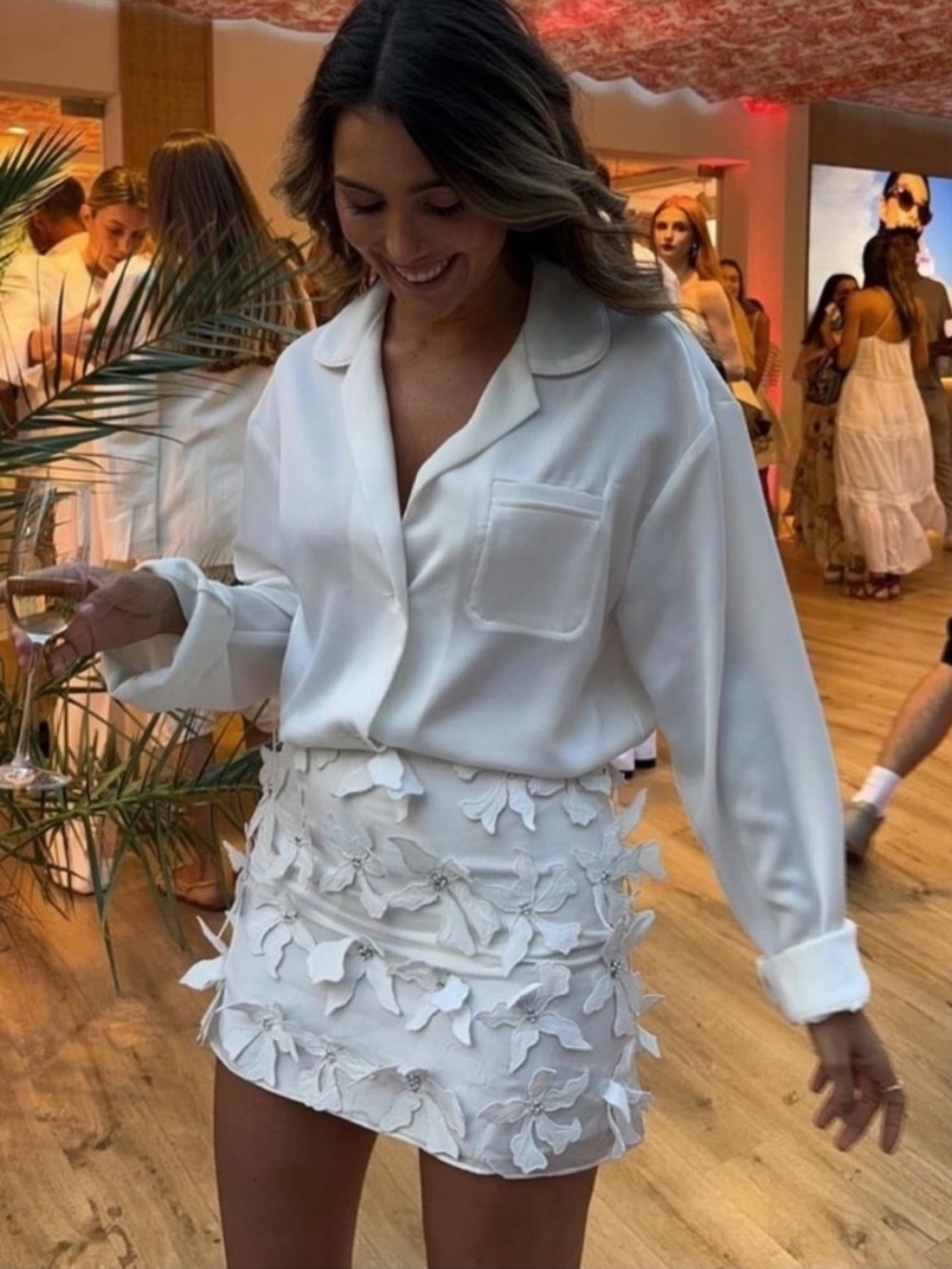 Zara 3D Floral Applique Soft White Beaded Embroidered Mini Skirt Blogger Fav - Picture 8 of 16